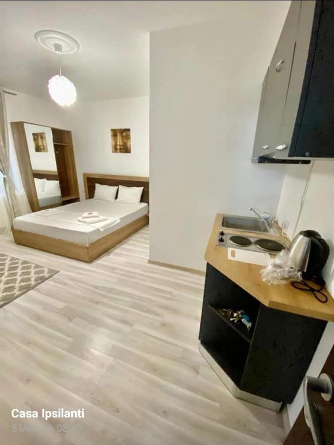 Hotel Ipsilanti Iasi Extérieur photo