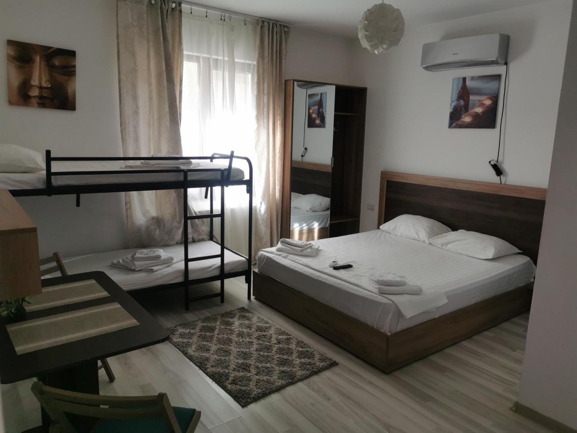 Hotel Ipsilanti Iasi Extérieur photo