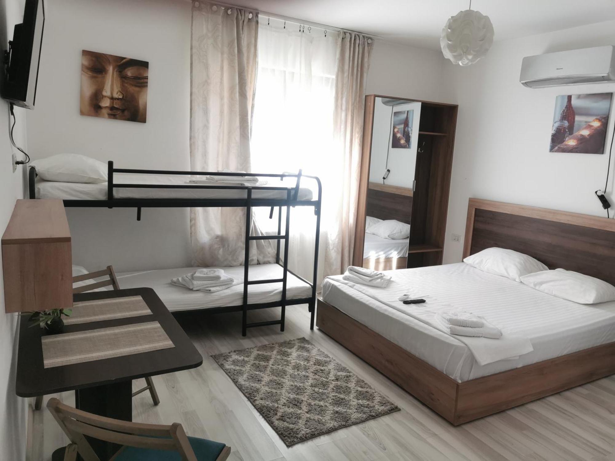 Hotel Ipsilanti Iasi Extérieur photo